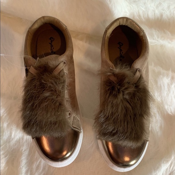 Qupid Bronze Sneakers with Rabbit Fur (NWT) - Picture 3 of 7